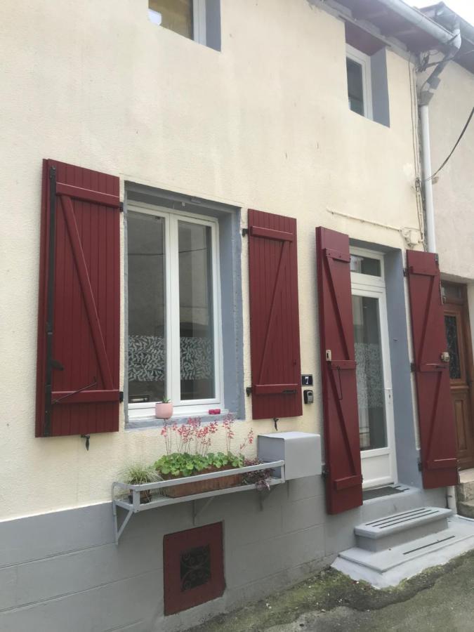 Maison Chaleureuse Au Centre Ville Nérac Esterno foto
